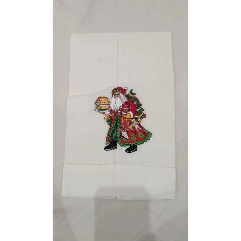 Bulk of 3 Classic Holiday Towels